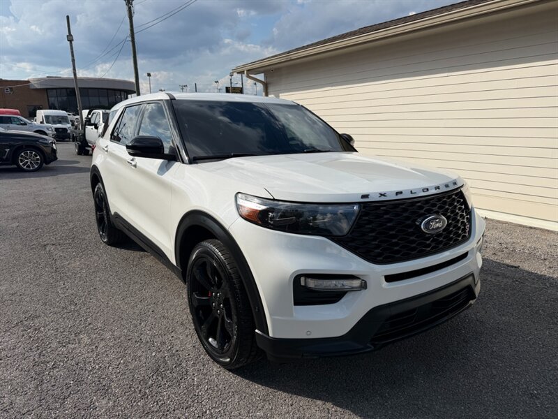 2021 Ford Explorer ST - Photo 4 - Nashville, TN 37210