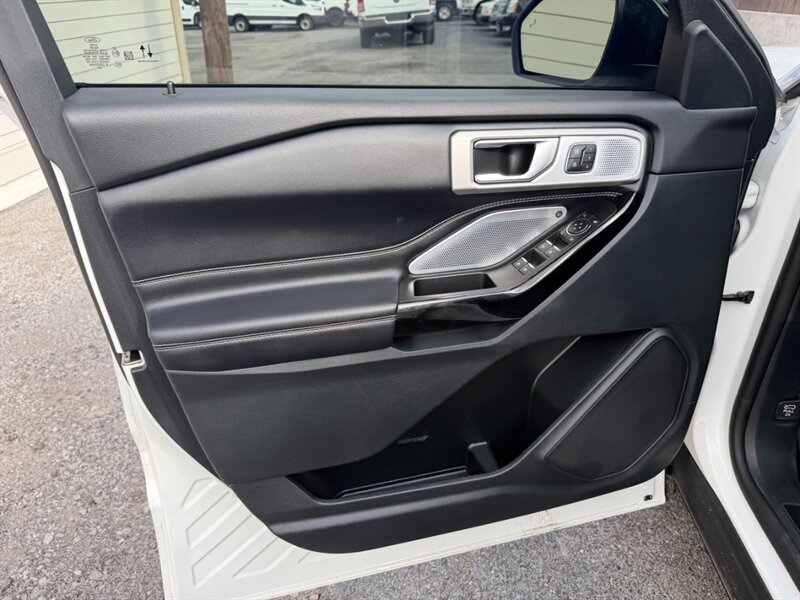 2021 Ford Explorer ST - Photo 16 - Nashville, TN 37210