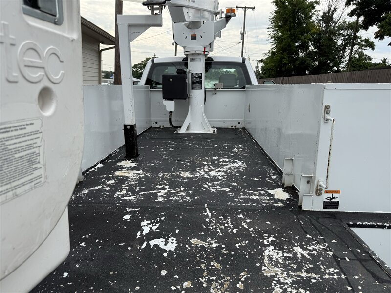 2019 Ford F-450 Super Duty XL ALTEC BUCKET TRUCK - Photo 38 - Nashville, TN 37210