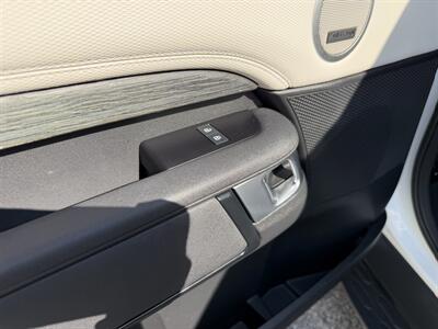 2023 Land Rover Discovery P360 S R-Dynamic   - Photo 20 - Nashville, TN 37210