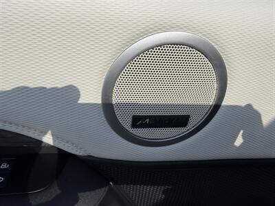2023 Land Rover Discovery P360 S R-Dynamic   - Photo 19 - Nashville, TN 37210