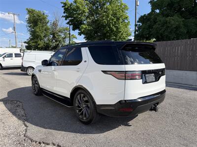 2023 Land Rover Discovery P360 S R-Dynamic   - Photo 8 - Nashville, TN 37210
