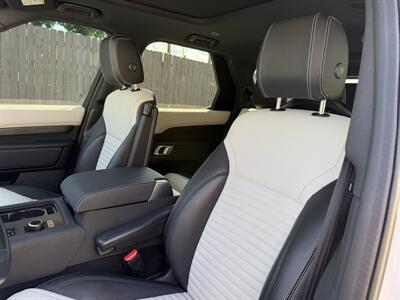 2023 Land Rover Discovery P360 S R-Dynamic   - Photo 23 - Nashville, TN 37210