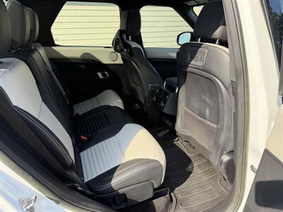 2023 Land Rover Discovery P360 S R-Dynamic   - Photo 36 - Nashville, TN 37210