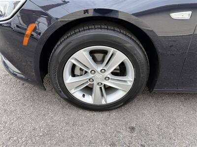 2019 Buick Regal Sportback Preferred   - Photo 12 - Nashville, TN 37210