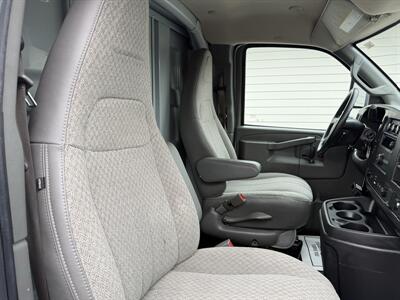 2023 GMC Savana 3500   - Photo 13 - Nashville, TN 37210