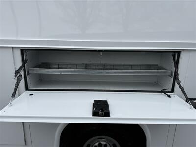 2023 GMC Savana 3500   - Photo 10 - Nashville, TN 37210