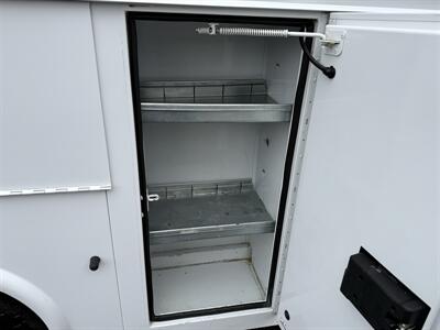 2023 GMC Savana 3500   - Photo 11 - Nashville, TN 37210