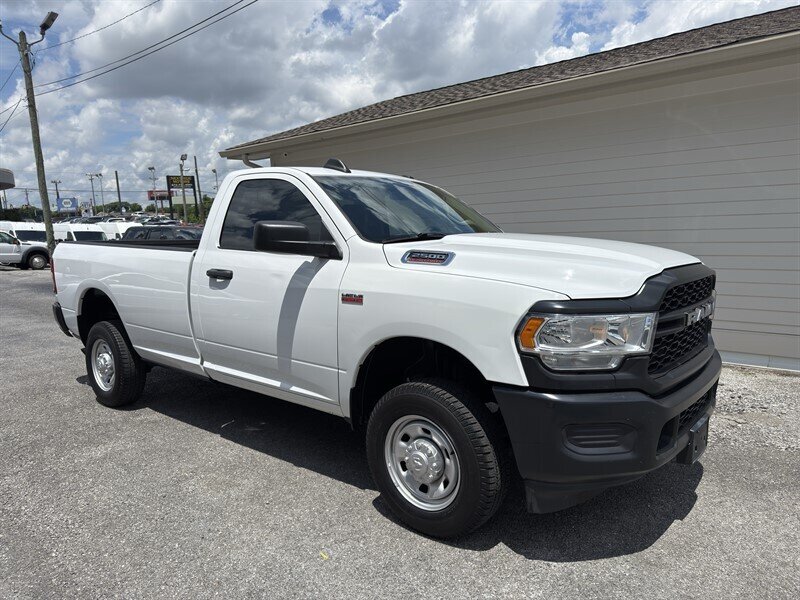 2019 Ram 2500 Tradesman photo 2