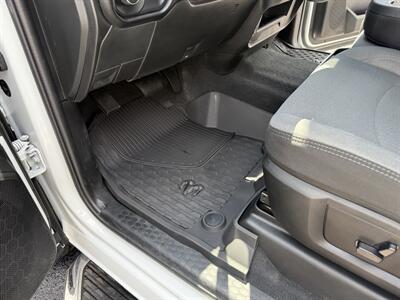 2024 RAM 2500 Big Horn   - Photo 33 - Nashville, TN 37210