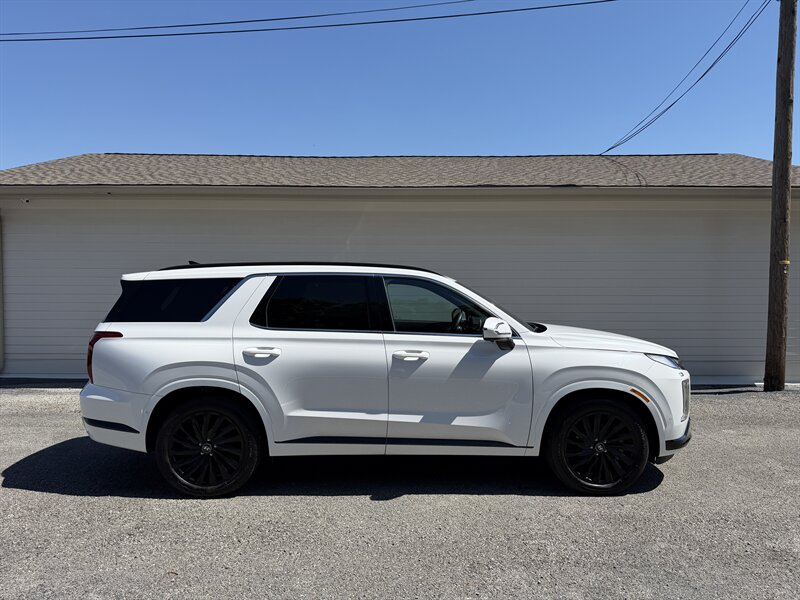 2025 Hyundai PALISADE Calligraphy Night Edition  
