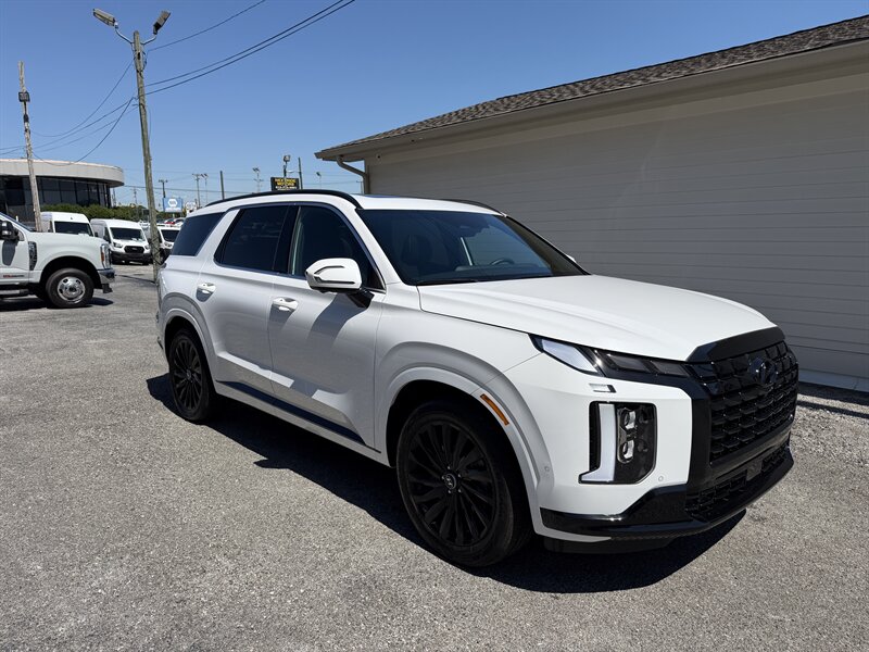 2025 Hyundai PALISADE Calligraphy Night Edition - Photo 2 - Nashville, TN 37210