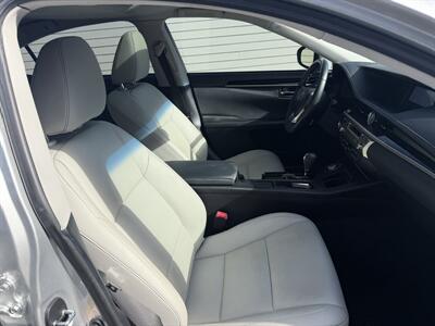 2014 Lexus ES 350   - Photo 24 - Nashville, TN 37210