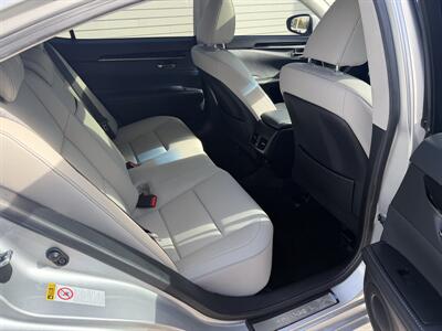2014 Lexus ES 350   - Photo 22 - Nashville, TN 37210