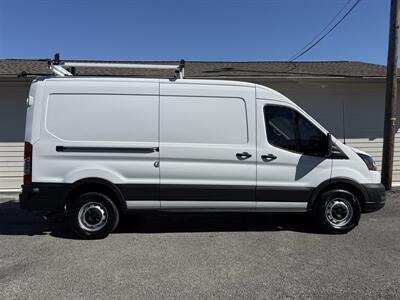2024 Ford Transit 250  MEDIUM ROOF Van
