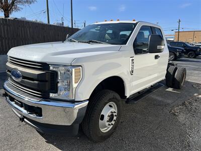 2018 Ford F-350 Super Duty XL   - Photo 2 - Nashville, TN 37210