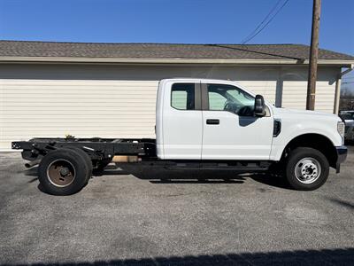 2018 Ford F-350 Super Duty XL   - Photo 44 - Nashville, TN 37210