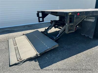 2004 Ford F-650   - Photo 7 - Nashville, TN 37210