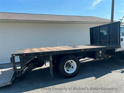 2004 Ford F-650   - Photo 3 - Nashville, TN 37210