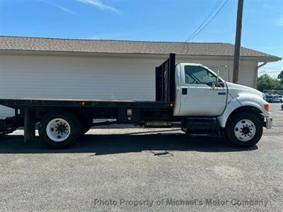 2004 Ford F-650  