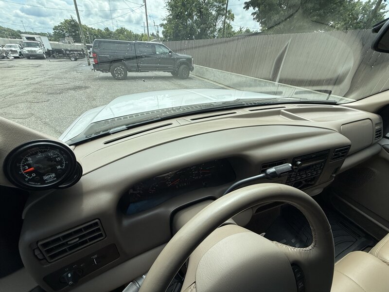 2000 Ford F-250 Super Duty LARIAT - Photo 8 - Nashville, TN 37210