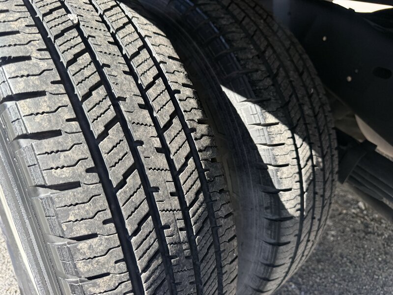 2023 Ford E-350 SD - Photo 7 - Nashville, TN 37210