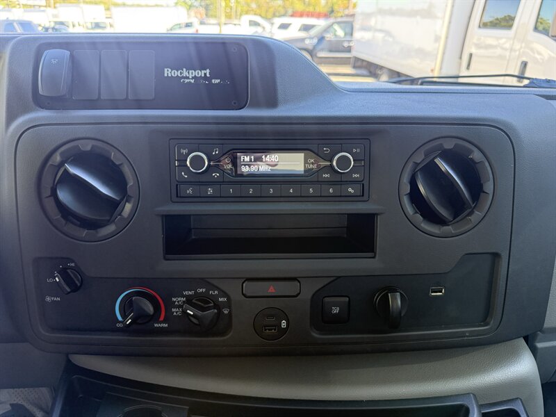 2023 Ford E-350 SD - Photo 22 - Nashville, TN 37210