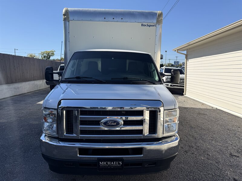 2023 Ford E-350 SD - Photo 32 - Nashville, TN 37210