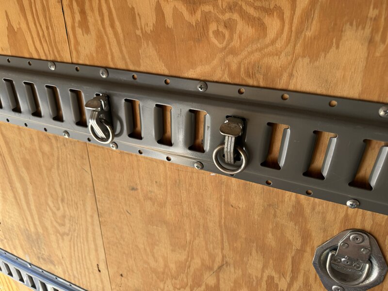 2023 Ford E-350 SD - Photo 19 - Nashville, TN 37210