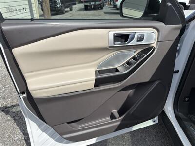 2020 Ford Explorer Platinum   - Photo 14 - Nashville, TN 37210