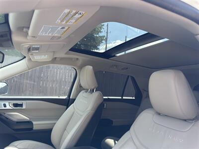 2020 Ford Explorer Platinum   - Photo 18 - Nashville, TN 37210