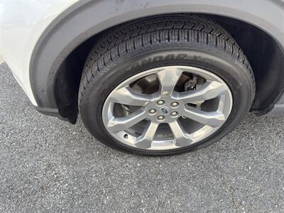 2020 Ford Explorer Platinum   - Photo 12 - Nashville, TN 37210