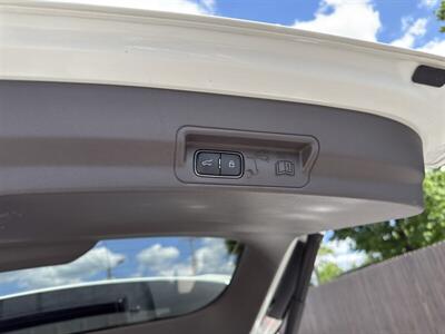 2020 Ford Explorer Platinum   - Photo 26 - Nashville, TN 37210