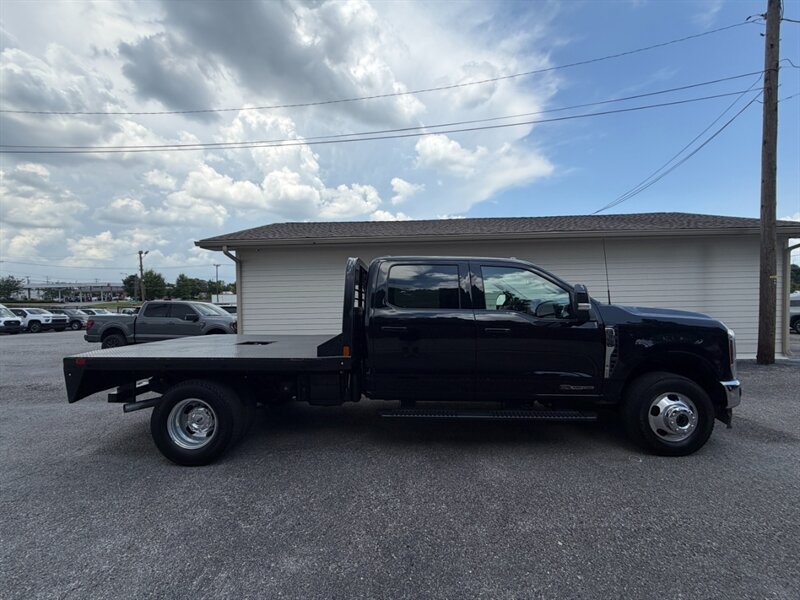 2025 Ford F-350 Lariat 4x4 Crew Cab 179-In DRW's photo