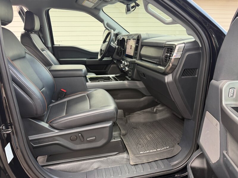 2025 Ford F-350 Super Duty Lariat Flat Bed - Photo 33 - Nashville, TN 37210