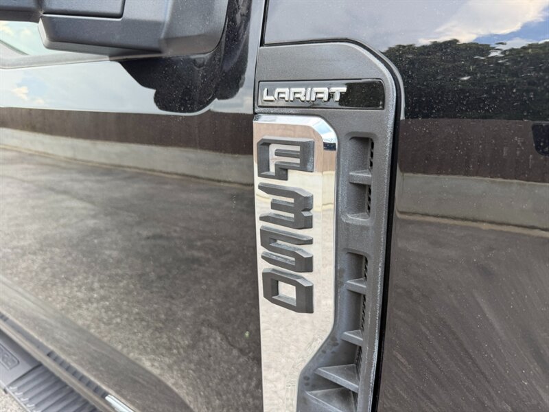 2025 Ford F-350 Super Duty Lariat Flat Bed - Photo 17 - Nashville, TN 37210
