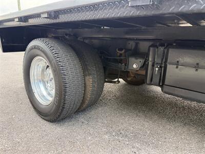 2025 Ford F-350 Super Duty Lariat Flat Bed - Photo 14 - Nashville, TN 37210