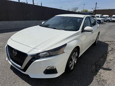 2022 Nissan Altima 2.5 S   - Photo 2 - Nashville, TN 37210