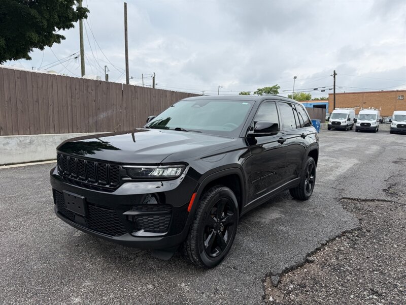 2023 Jeep Grand Cherokee Altitude - Photo 6 - Nashville, TN 37210