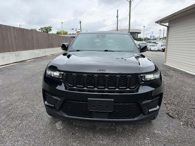 2023 Jeep Grand Cherokee Altitude - Photo 5 - Nashville, TN 37210