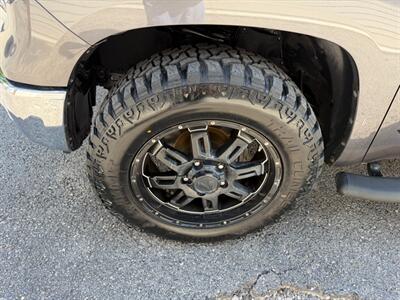 2016 Toyota Tundra SR5   - Photo 14 - Nashville, TN 37210