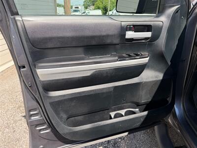2016 Toyota Tundra SR5   - Photo 17 - Nashville, TN 37210