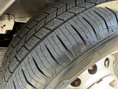 2021 Ford Transit 350 XL  12 PASSENGER ALL WHEEL DRIVE - Photo 17 - Nashville, TN 37210