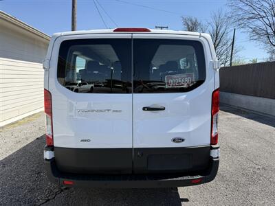 2021 Ford Transit 350 XL  12 PASSENGER ALL WHEEL DRIVE - Photo 2 - Nashville, TN 37210
