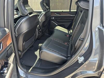 2022 Jeep Grand Cherokee Summit   - Photo 22 - Nashville, TN 37210