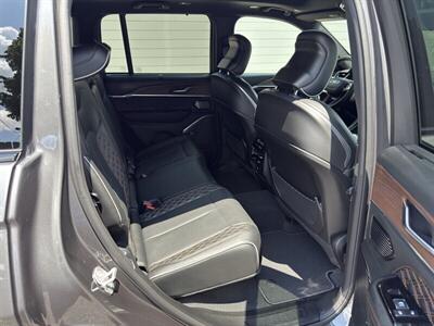 2022 Jeep Grand Cherokee Summit   - Photo 26 - Nashville, TN 37210