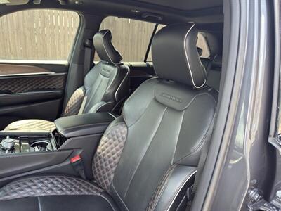 2022 Jeep Grand Cherokee Summit   - Photo 19 - Nashville, TN 37210