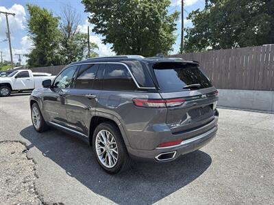 2022 Jeep Grand Cherokee Summit   - Photo 8 - Nashville, TN 37210