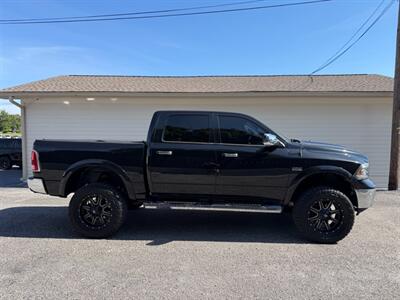 2015 RAM 1500 Laramie Truck