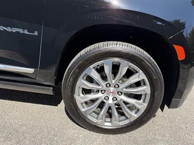 2022 GMC Yukon Denali   - Photo 12 - Nashville, TN 37210